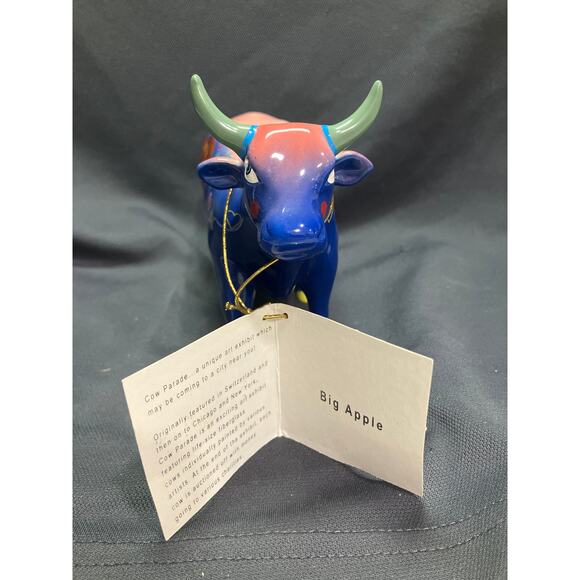 Cow Parade Big Apple Cow Figurine, Westland Giftware, #9163, No Box - Picture 9 of 9